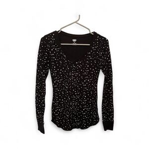 Old Navy V-Neck Black Waffle Knit Top with White Celestial Pattern